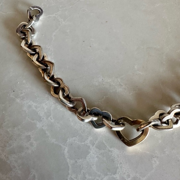 Authentic TIFFANY & CO. Heart Link Bracelet - Picture 4 of 9